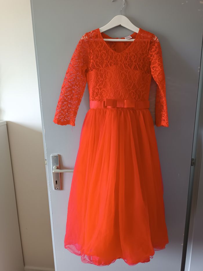 Robe dentelle - photo numéro 2