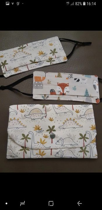 Masques garçon et pochette