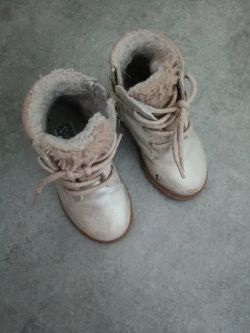 Bottines dorées la redoute 23