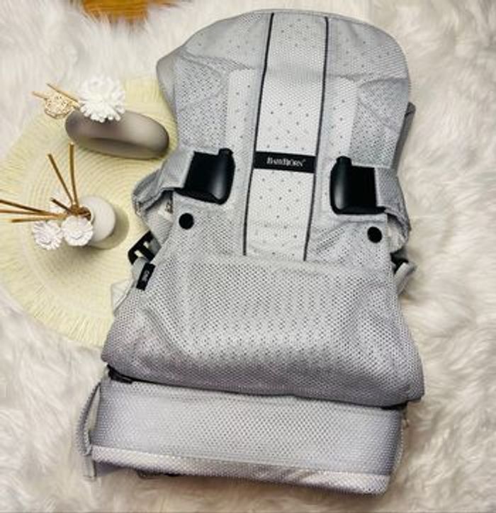 Porte bébé physiologique babybjörn modele One Air Mesh
