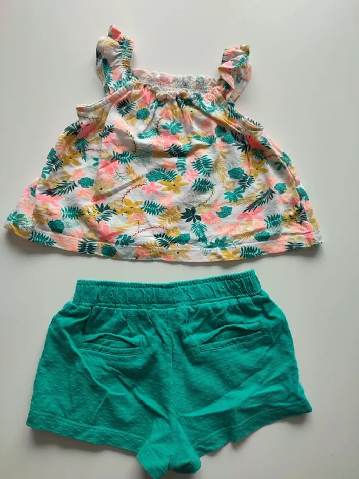 Ensemble 6 mois - photo numéro 2