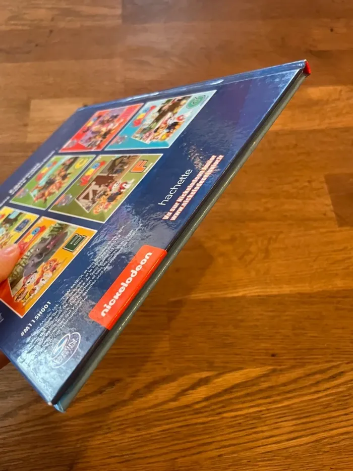 Livre La Pat Patrouille Paw Patrol L’ABC lettres chiffres formes et couleurs La lettre A - photo numéro 6