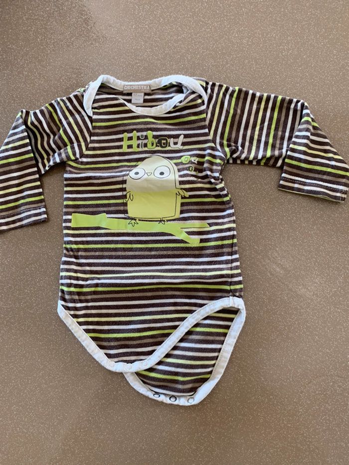 Lot 4 bodies 12 mois - photo numéro 3