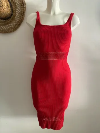 Robe rouge longue moulante Zara