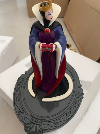 Figurine disney vilains blanche neige