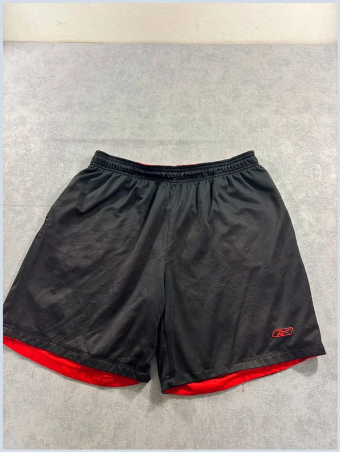 Short Reebok noir et rouge Réversible Taille XL - photo numéro 3