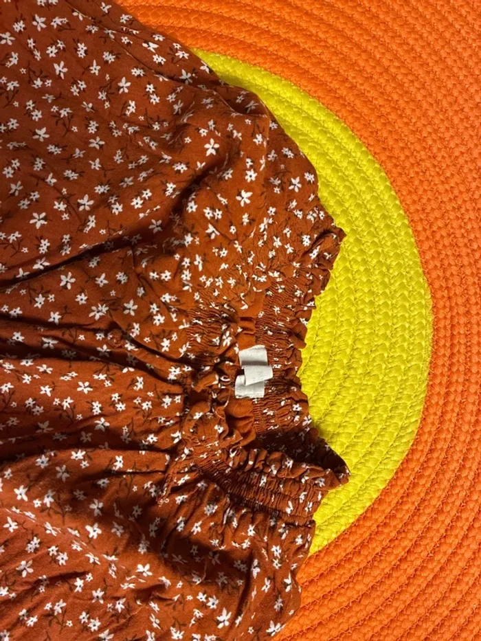 Jupe fleurie doublée aux couleurs de l’automne mango 4-5 ans taille elastiquée - photo numéro 2