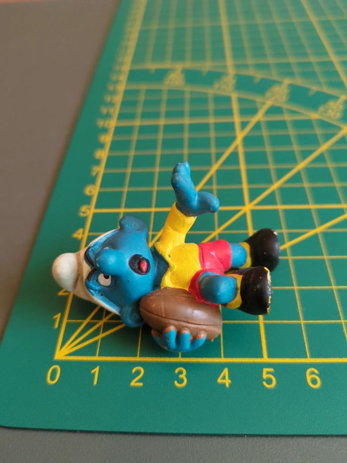 Figurine Schleich Schtroumpf Rugbyman - photo numéro 4