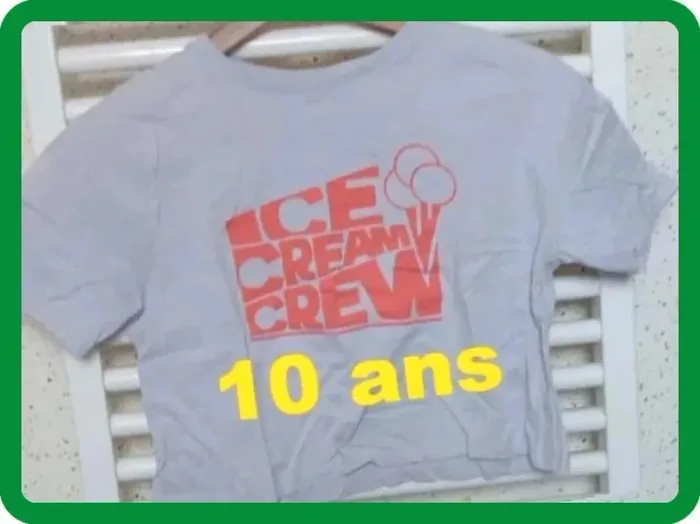 Tee shirt court parme imprimé corail Kiabi Taille 10 ans