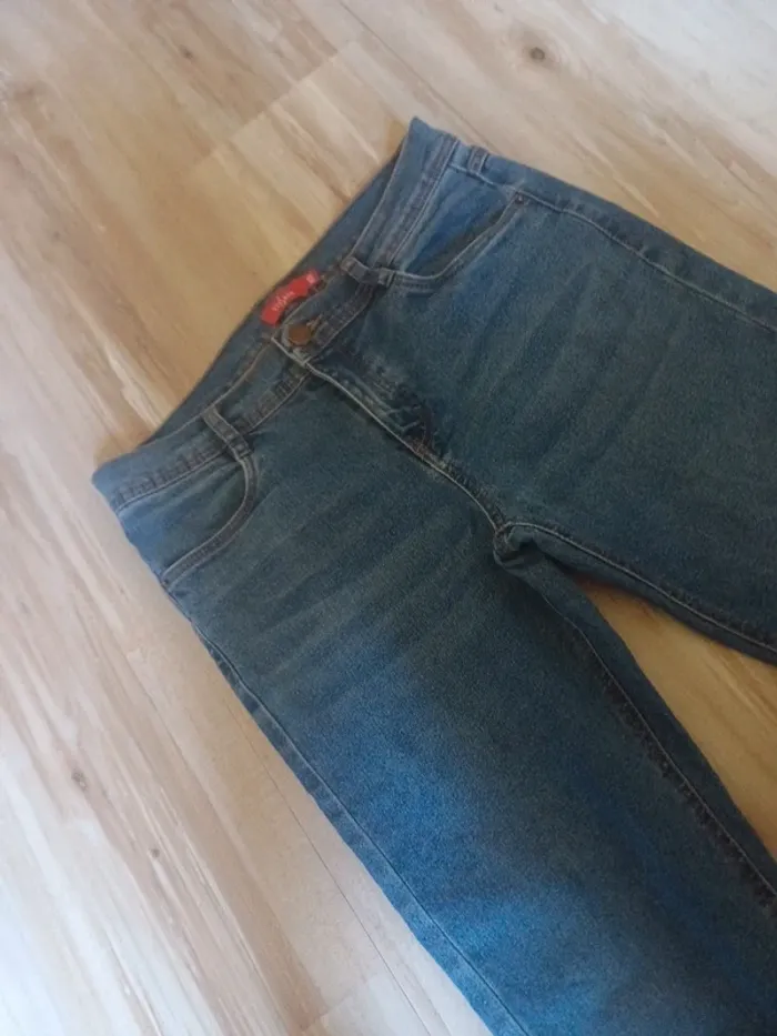 Jeans skinny bleu taille XS très bon etat - photo numéro 3