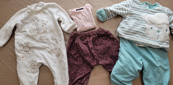 Lot vêtements fille 9 mois - photo numéro 4