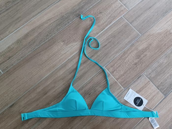 Haut de bikini turquoise neuf (prix ferme)