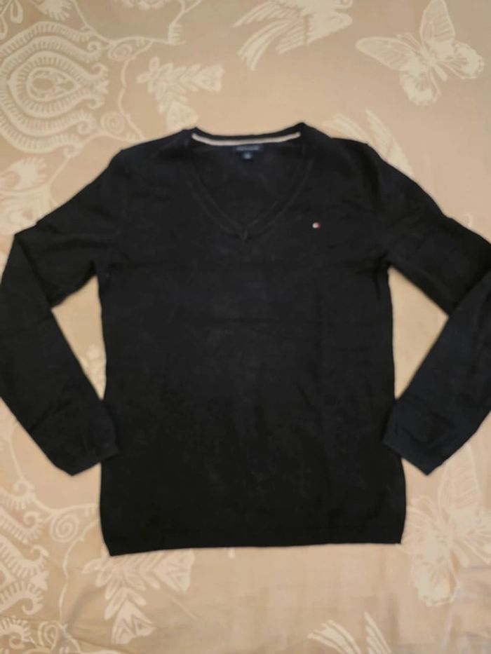 🌟 Pull noir col V Tommy hilfiger homme - Taille  M 🌟 - photo numéro 2