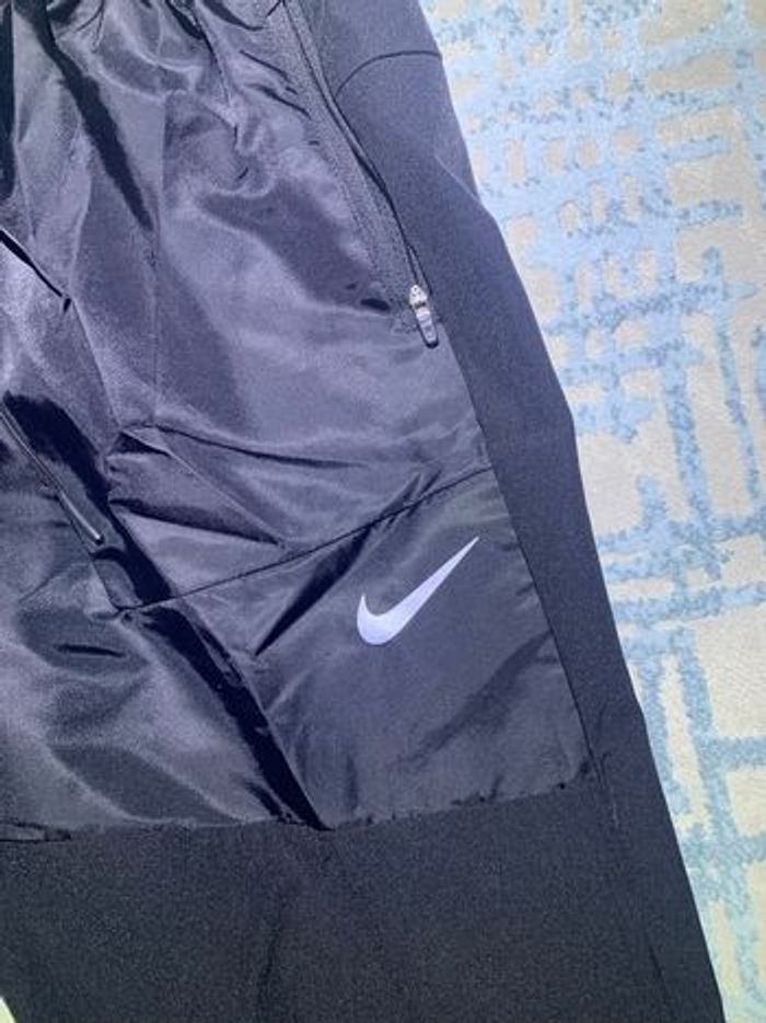 Nike Running taille L - photo numéro 3