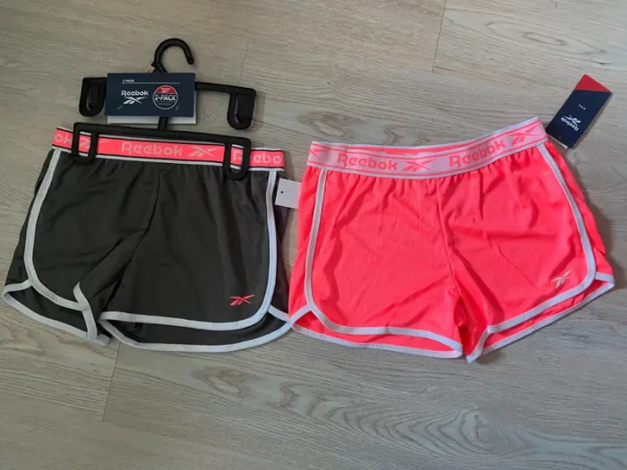 Lot de 2 shorts de sport Reebok 13 14 ans Neufs