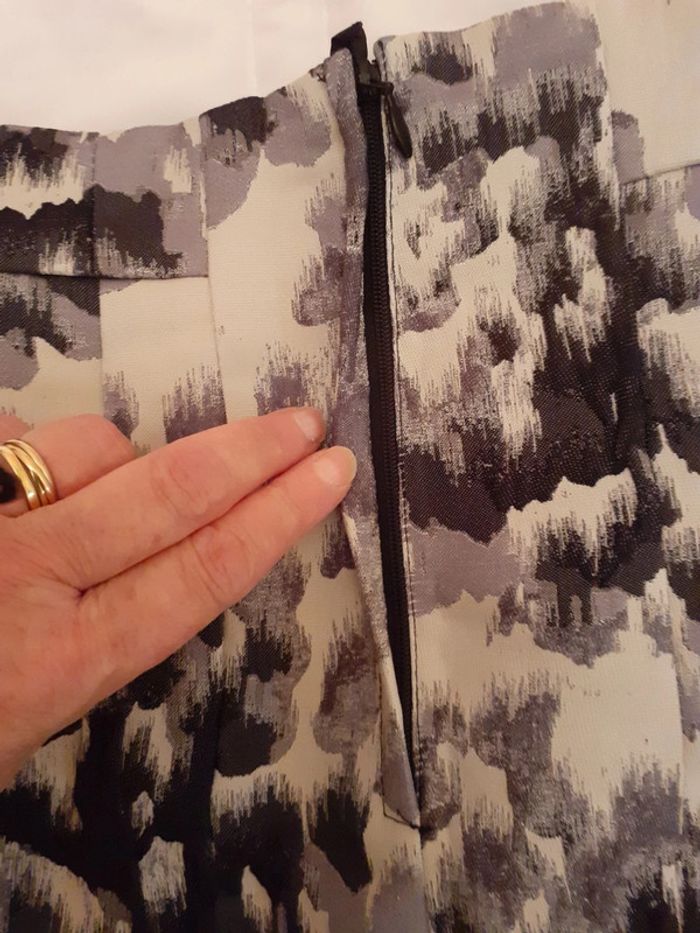 Jupe  H&M taille 34 - photo numéro 6