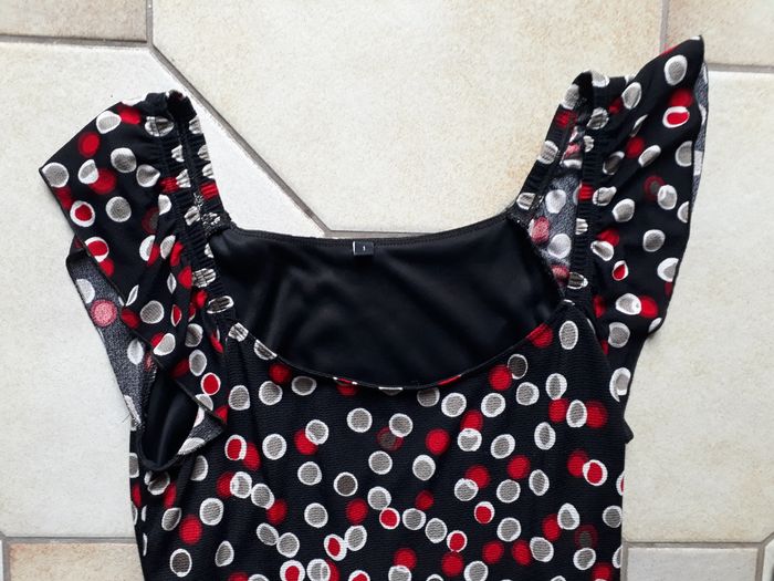 Robe courte noire avec des pois rouge et blanc taille 1 ( 36 ) - photo numéro 3