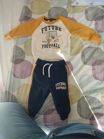 Ensemble jogging 3/6mois Primark