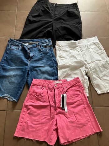 Lot 4 bermuda taille 44