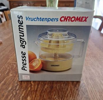 Presse agrumes Chromex, neuf dans son emballage d'origine