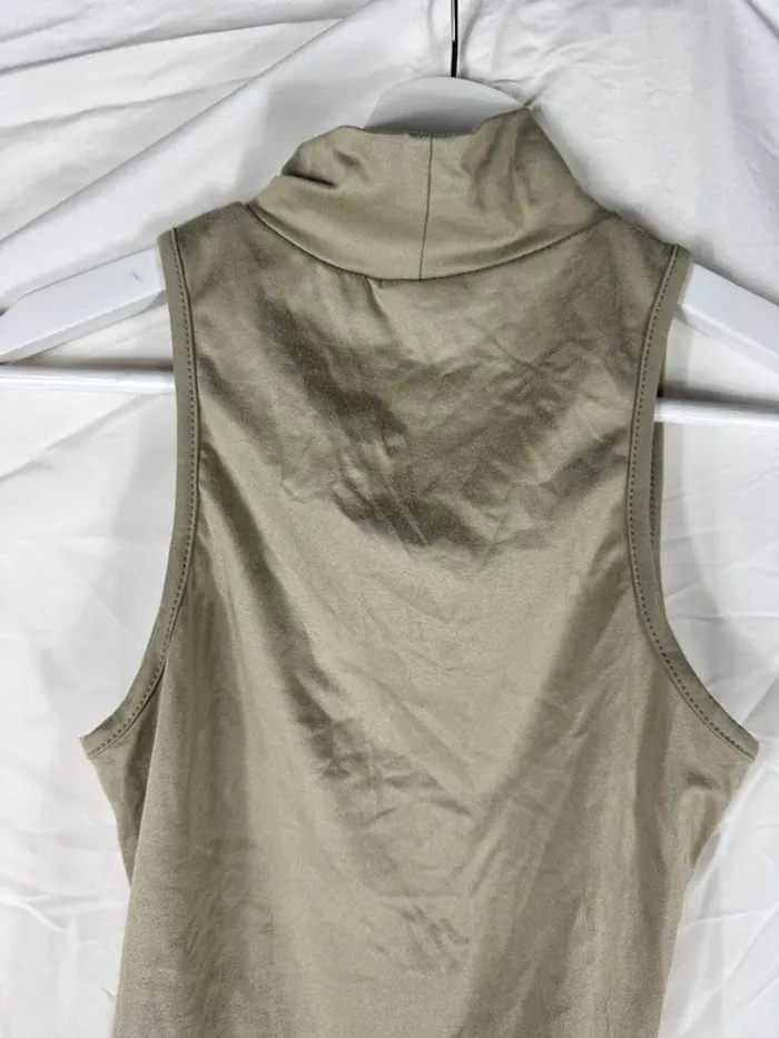 Lot petit top vert et veste YesStyle - photo numéro 5