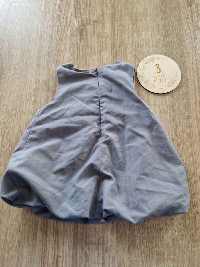 👗 Robe bébé fille 3 mois - broderies oiseau et feuilles - photo numéro 3