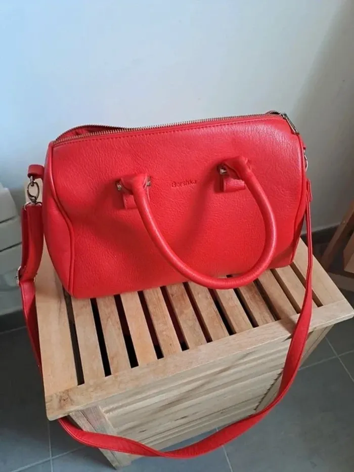 Sac Bershka - photo numéro 3