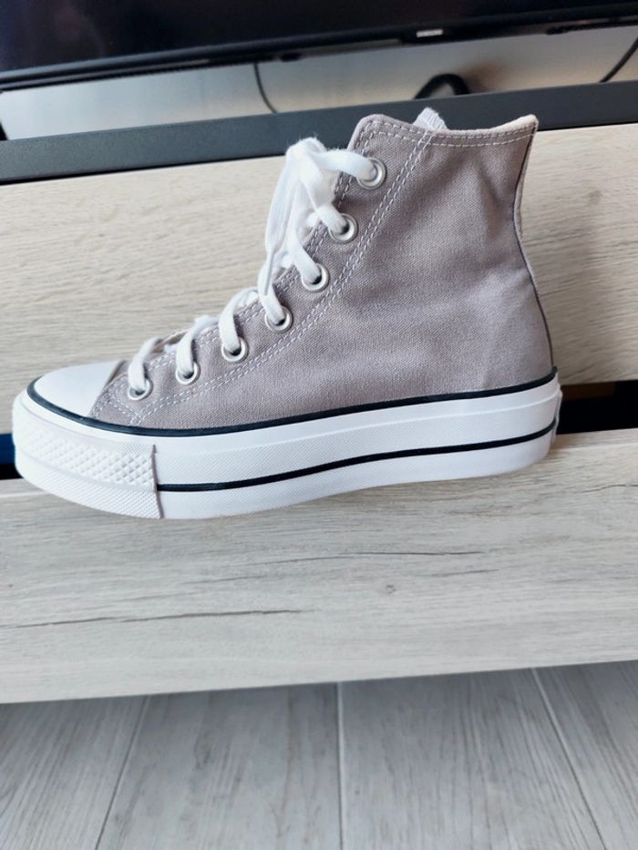 Converse plateforme beige - photo numéro 5
