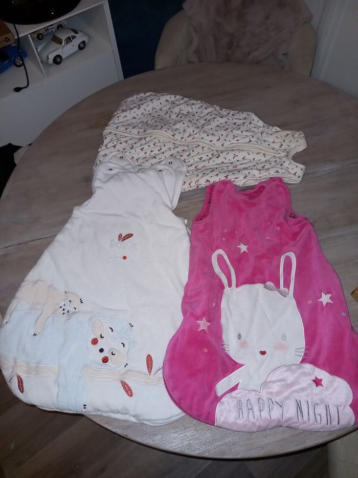 Lot de vêtements bébé fille - photo numéro 4