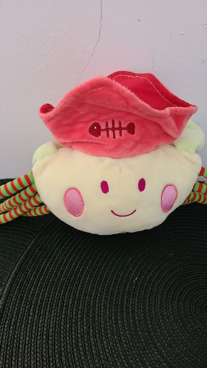 Peluche Doudou crabe jaune rouge pirate Nounours