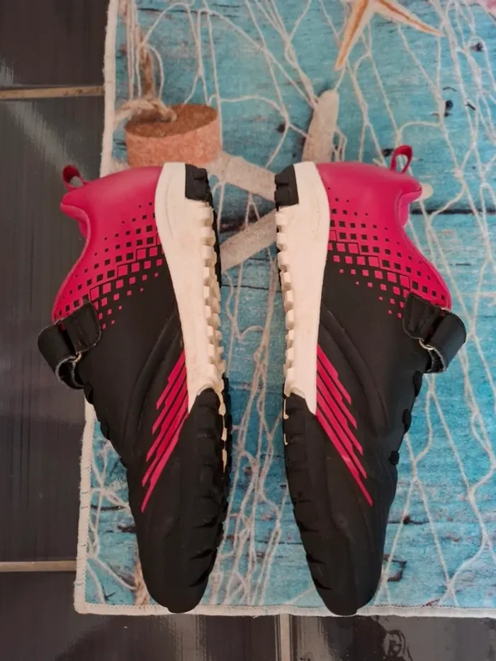 Baskets Athlétisme p36 noir et rose lacets scratchs - photo numéro 10