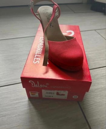 Chaussures compensées - pointure 38 - neuf - Dalson 