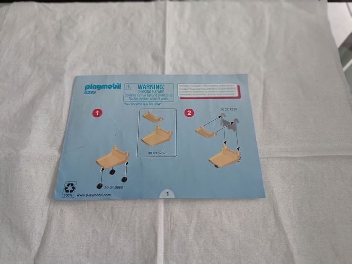 Famille de vacanciers et borne d’enregistrement  Playmobil n°5399 - photo numéro 2