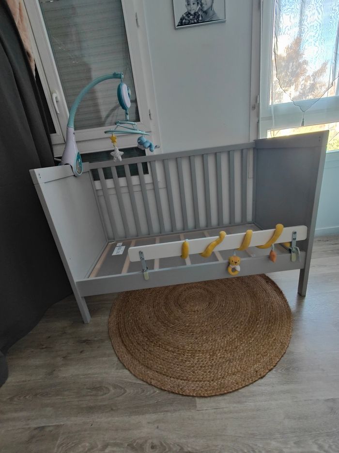 Lit bébé - photo numéro 2