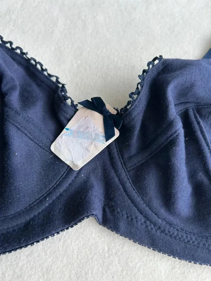 Soutien gorge bleu - photo numéro 2