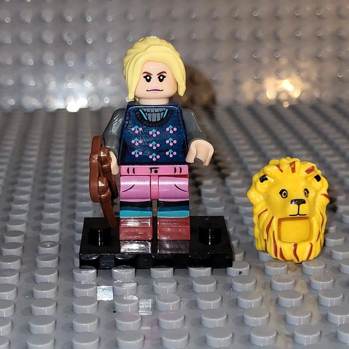 Minifigure / Figurine - Harry Potter 🎇 Luna - photo numéro 2