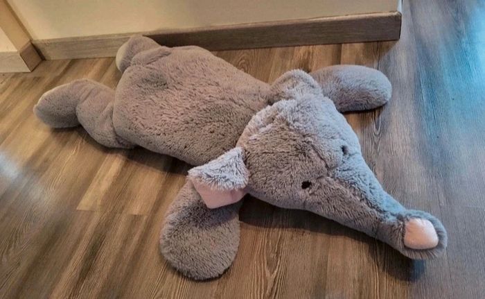 Peluche éléphant (115 cm)