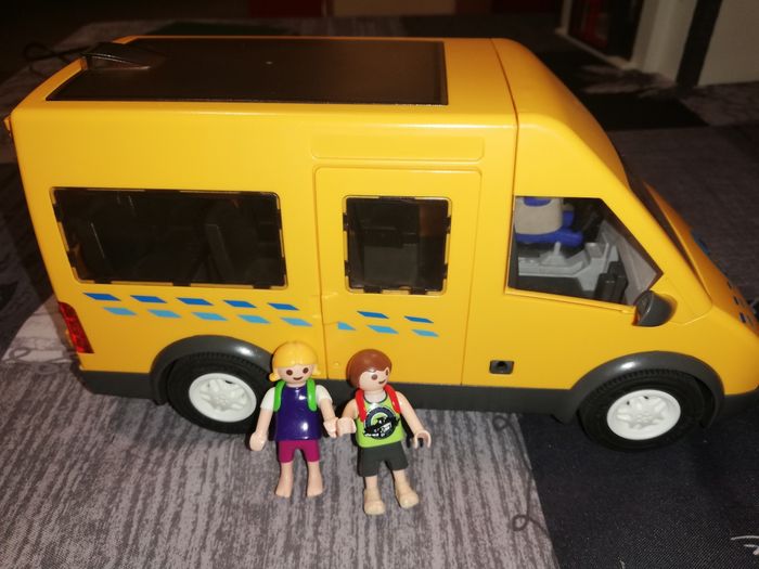Bus scolaire playmobil