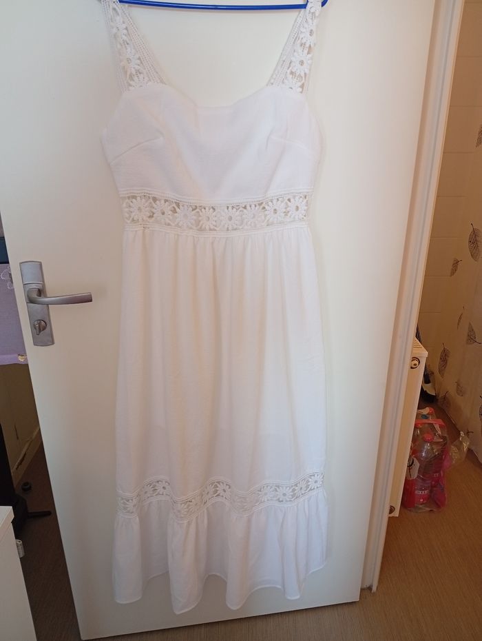 Robe longue blanche - photo numéro 2