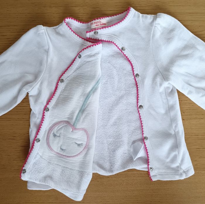 Gilet Du Pareil Au Même blanc avec cerises brodées 24 mois 86 cm fille - photo numéro 5