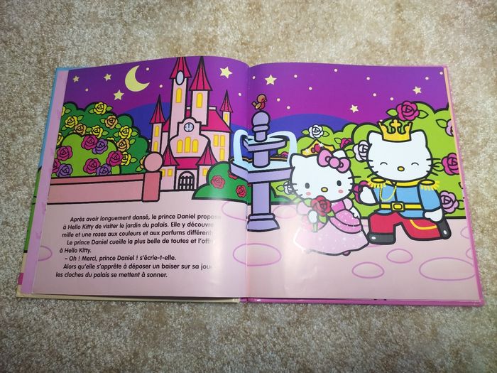 Livre hello Kitty - photo numéro 2