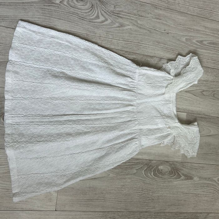 Robe broderie /dentelle Zara - photo numéro 3