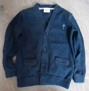 Gilet fin à boutons tape à l'œil 3ans