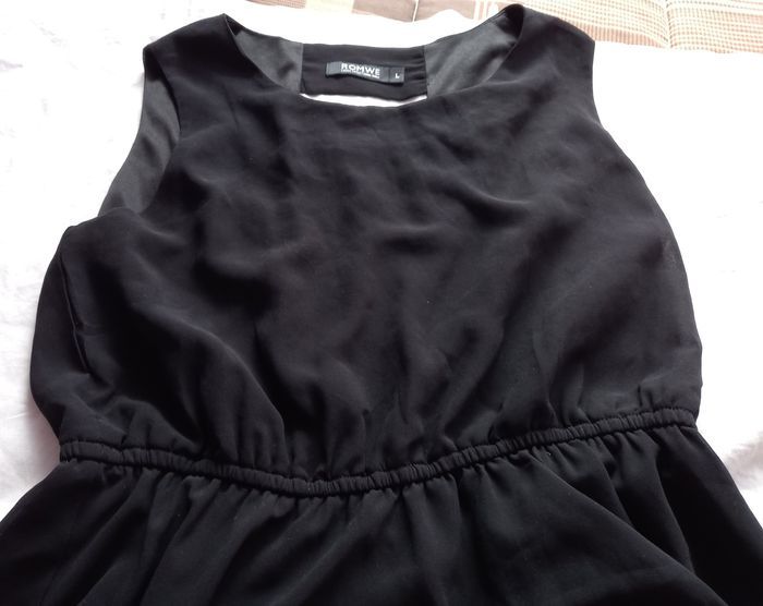 Robe ROMWE taille L - photo numéro 2