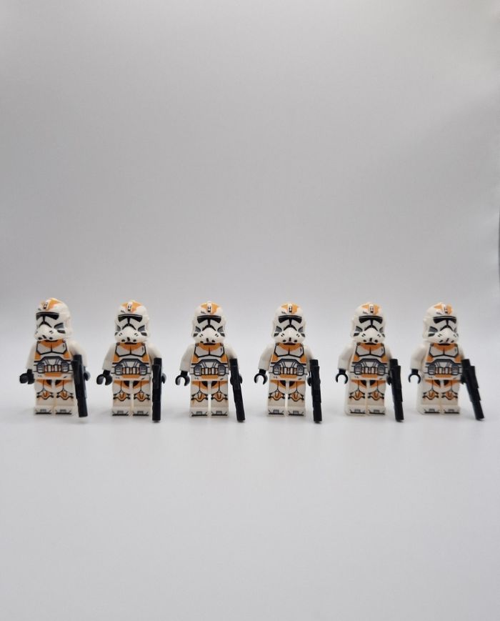 Figurines type lego 6 clones de la 212ème star wars
