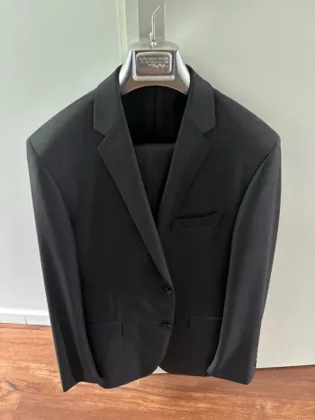 Costume Thierry Mugler veste et pantalon coupe ajustée gris