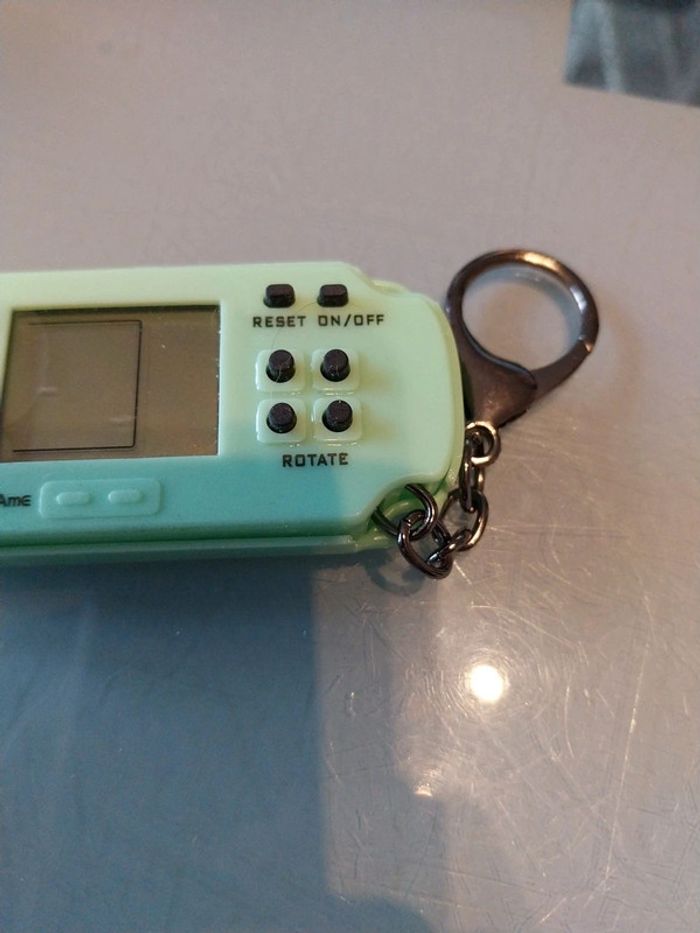 Porte clés jeu électronique - photo numéro 2