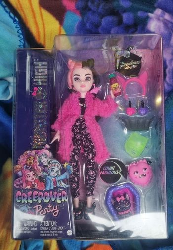 Poupée monster high creepover party pyjama partie draculaura