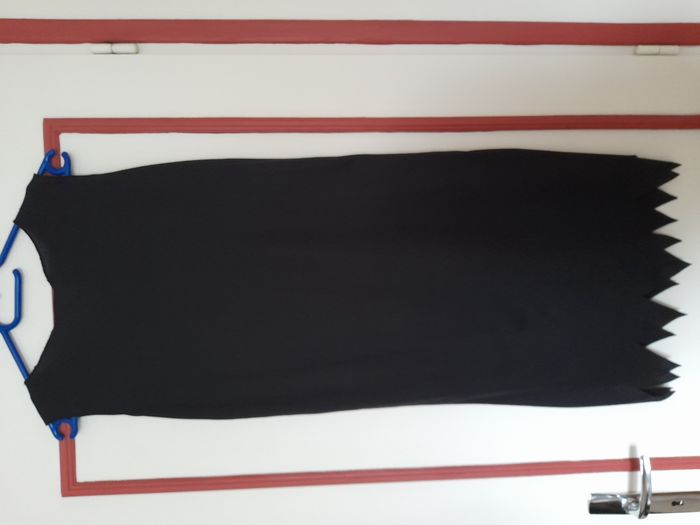 Robe noire - photo numéro 2