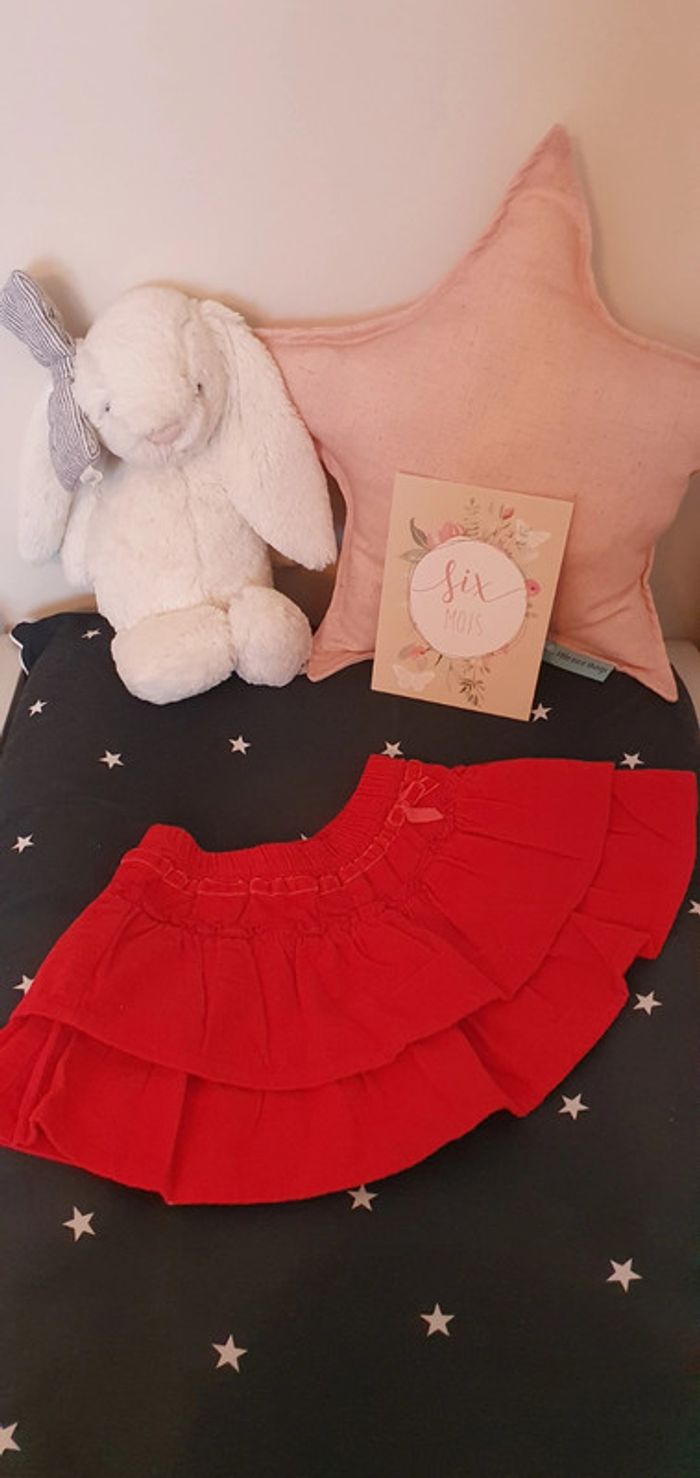 Jupe Z Grain de blé taille 6 mois en très bon état